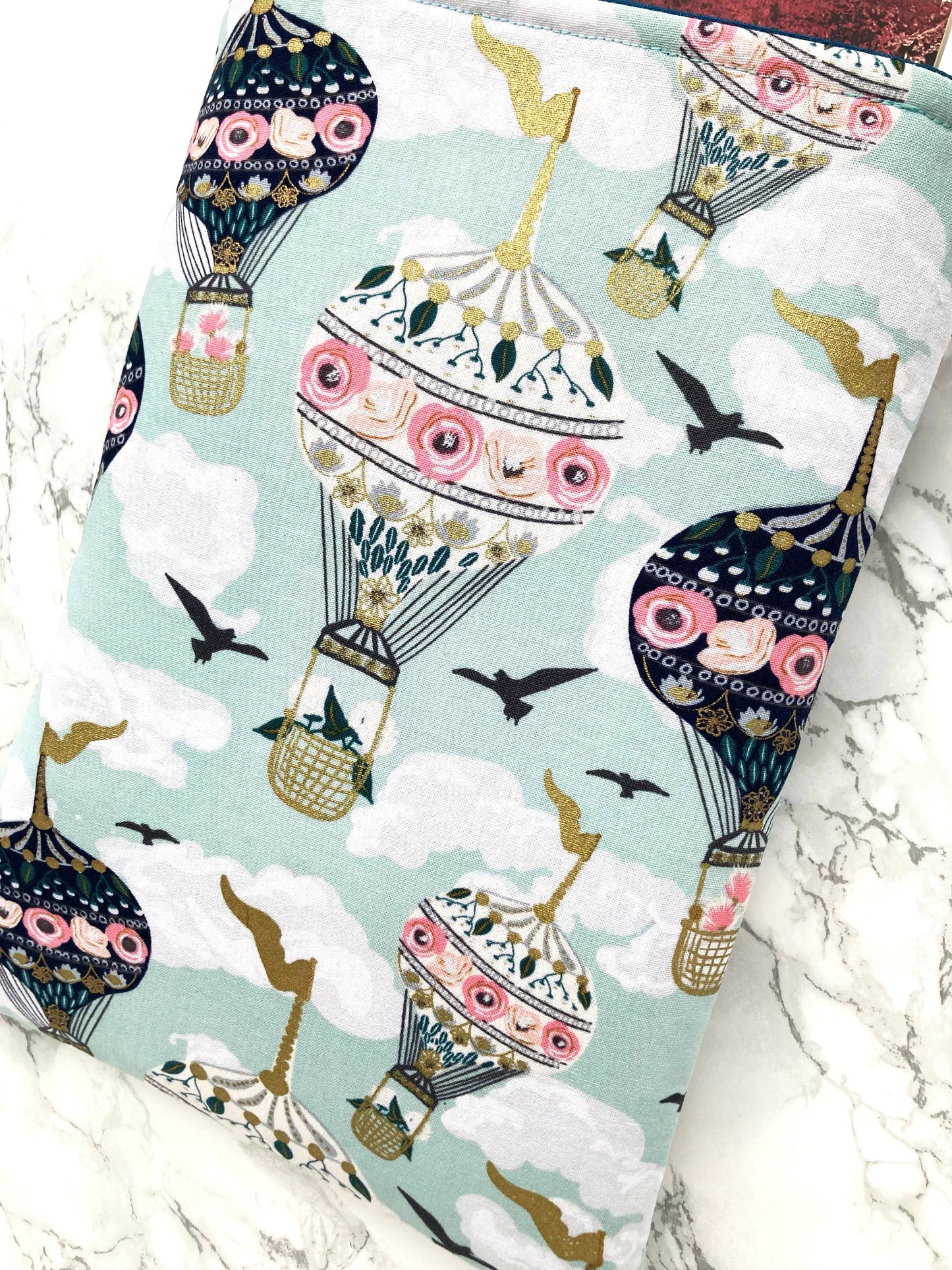 Hot air balloons - padded book sleeve, book pouch: Small