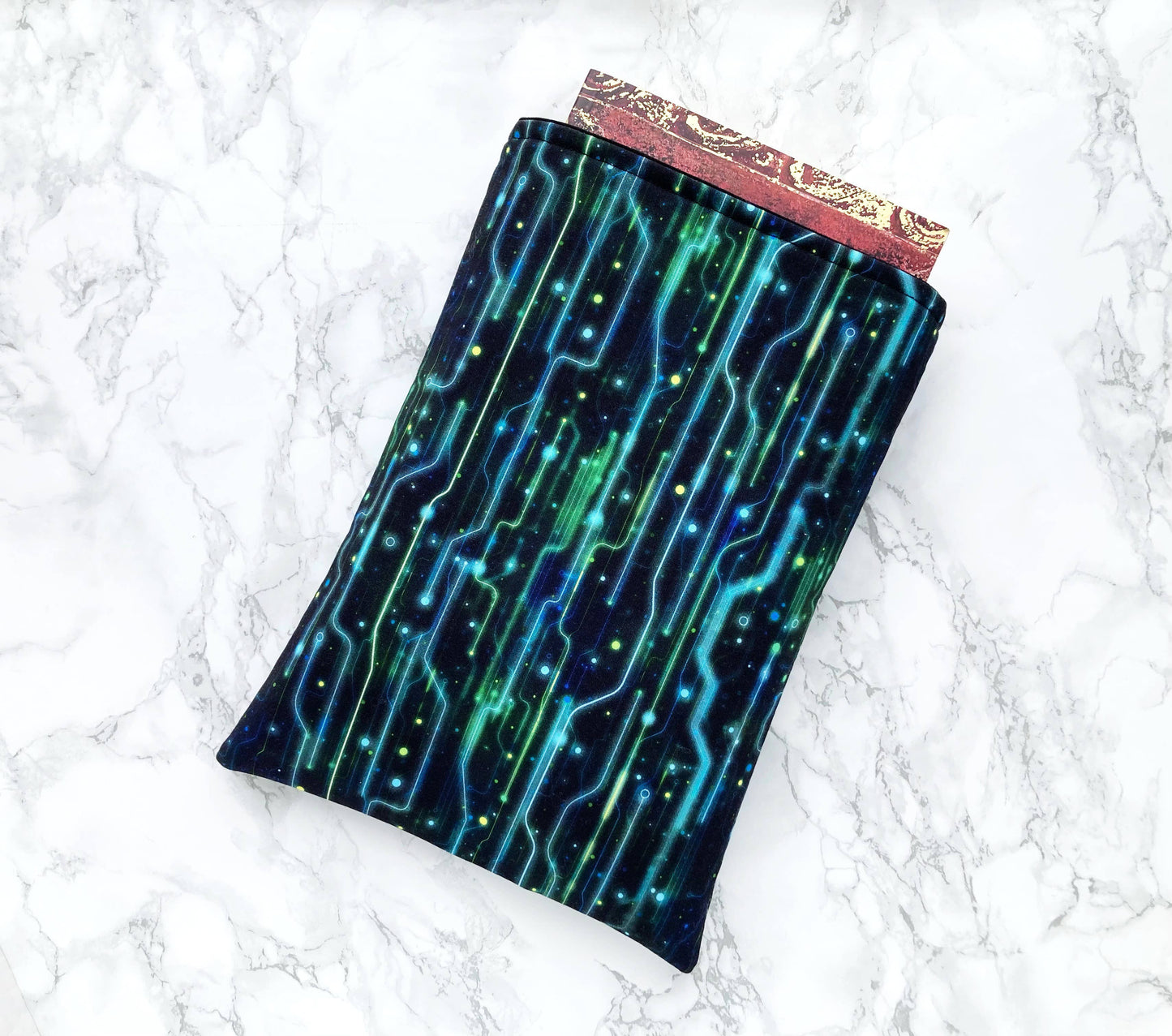 Circuits - padded book sleeve, book protector: Large