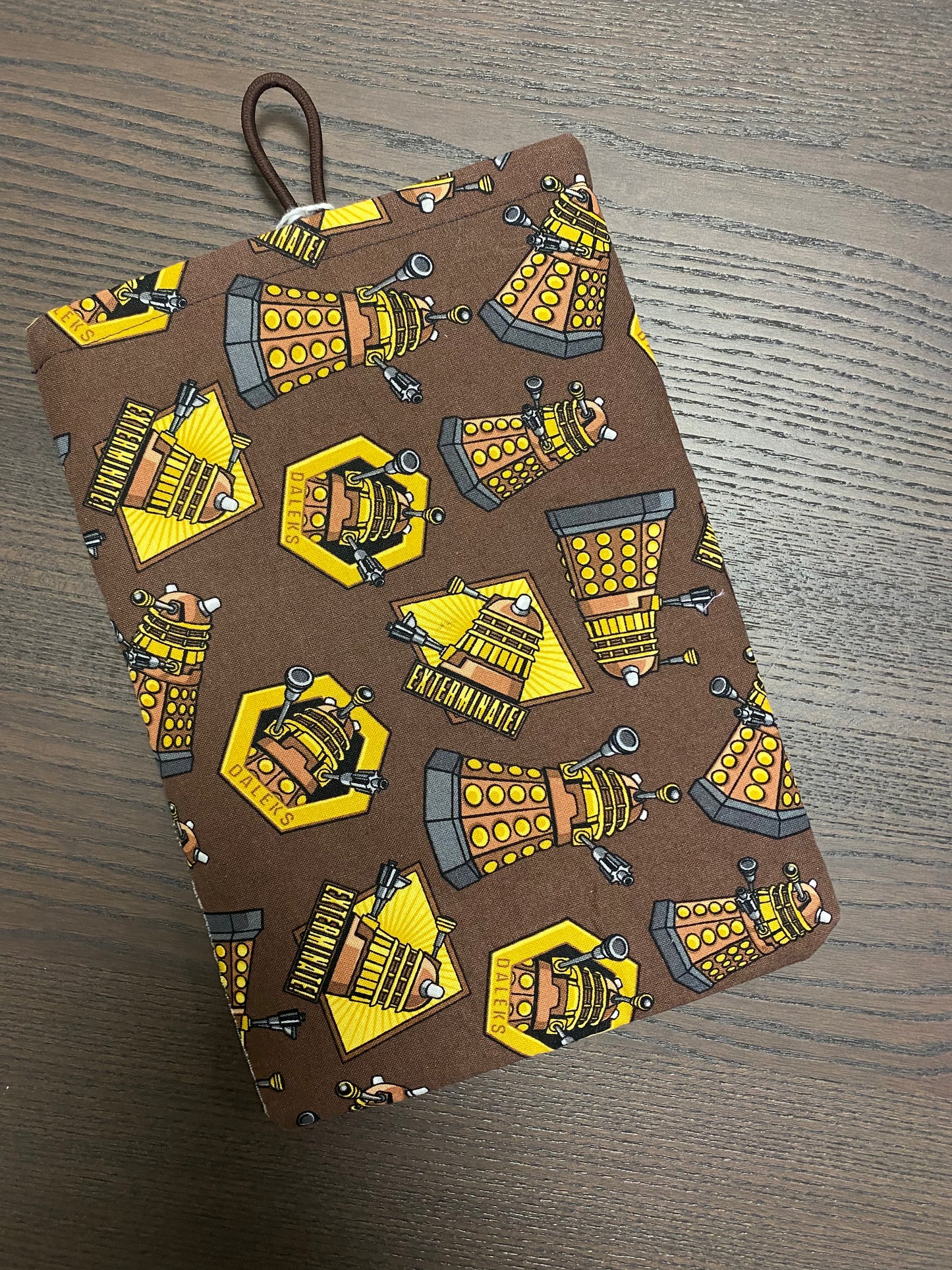 Dalek- Dr Who Book Sleeve