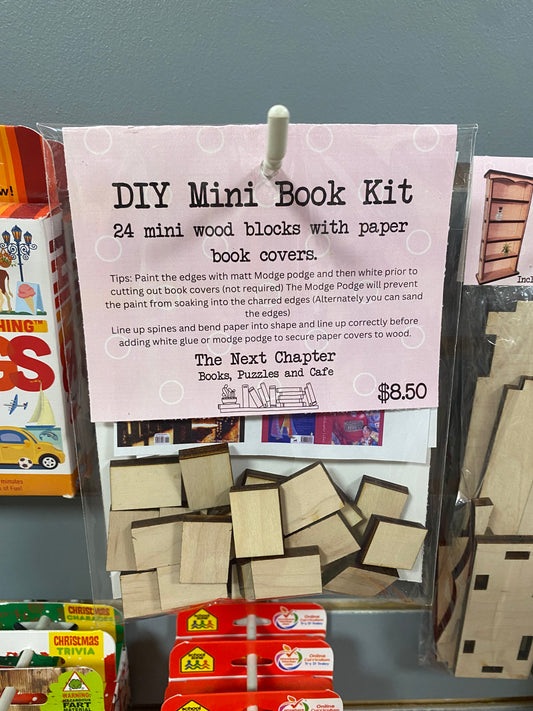 24 DIY Mini Books