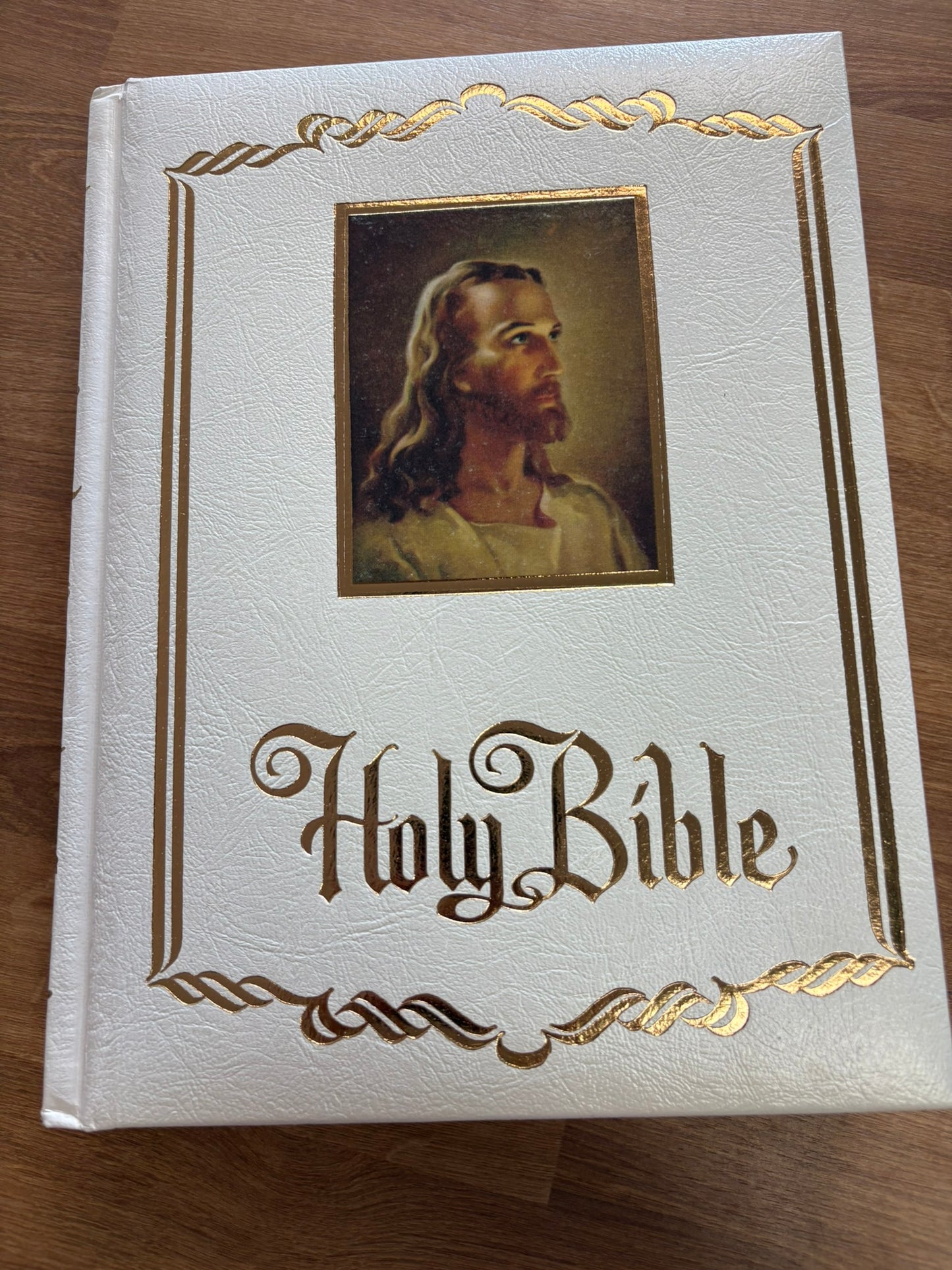 Holy Bible: Authorized King James Version (KJV)